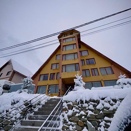 Pensiunea Zimbru Ranca Exterior photo